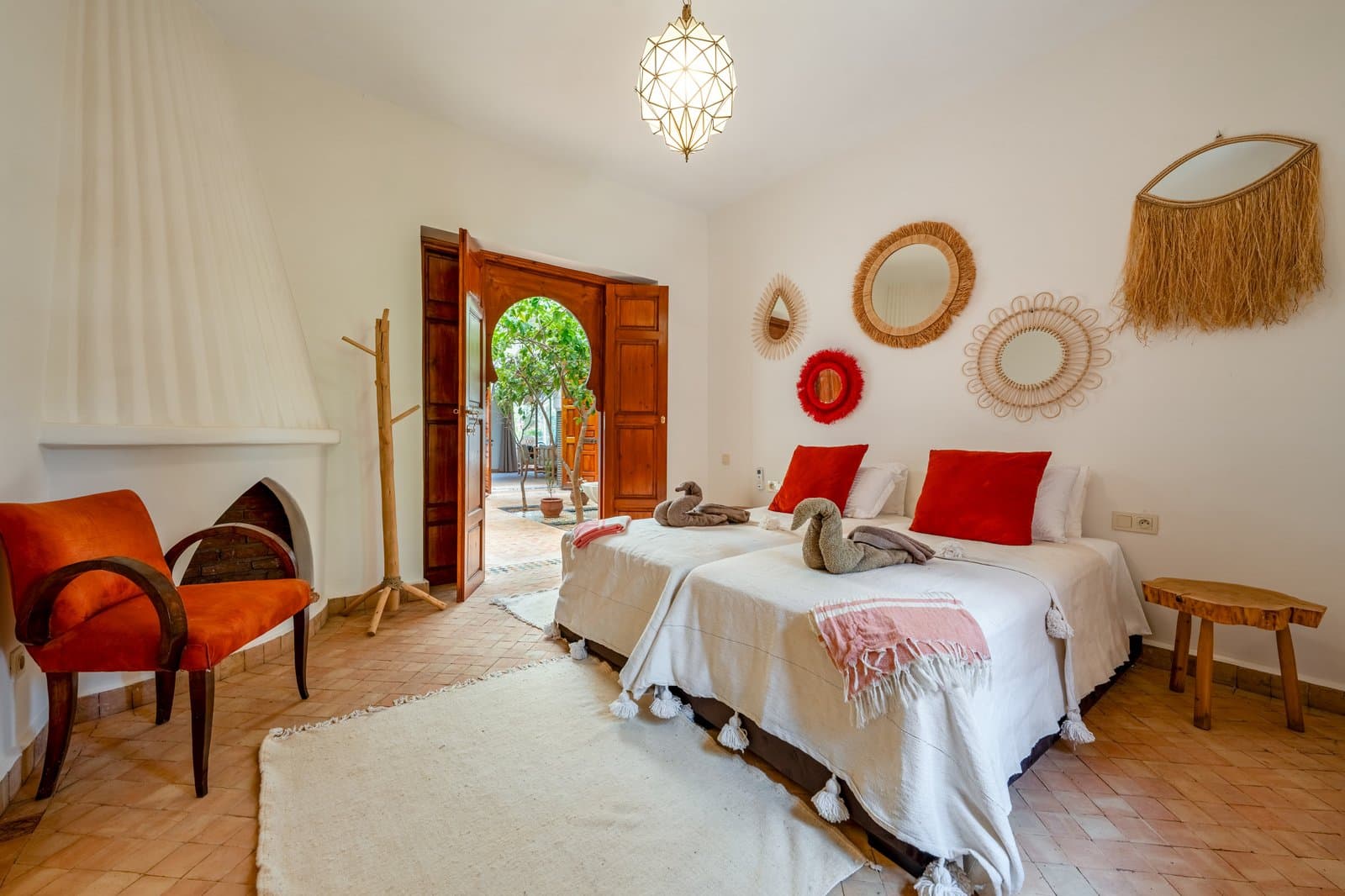 Bedroom 1 (alt)